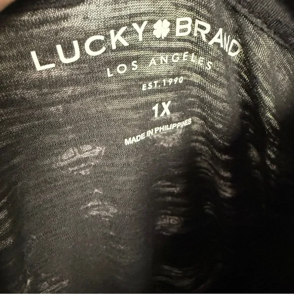 Lucky Brand Boho Tee Persian Carpet Shirt Women’s 1XL Mandala Cap Sleeve Hippie - Picture 2 of 8